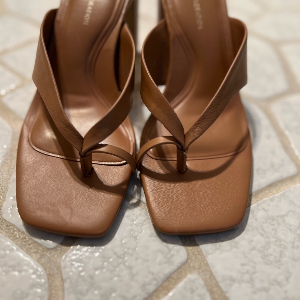 Elegant Brown Women's Sandals